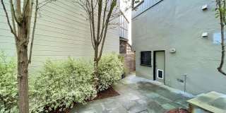 3BR/2.5BA INCOMPARABLE Views!!! Prime Corona Heights Residence! 2 car parking and laundry! PROGRESSIVE Gallery 37