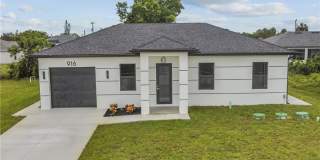 916 Sara Avenue N Gallery 1