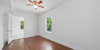 2739 W Lunt Avenue Gallery 11