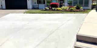 Spacious 4BD/4BA Home with Private Studio, located in the desirable Ferry St Bridge area! Gallery 1