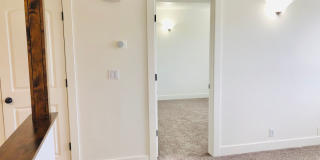 7108 South Highland Drive Gallery 20