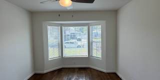 Spacious 2-Bed, 2-Bath Home in the Heart of Burbank! Gallery 29