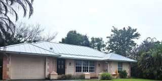 286 NE Brunson Court Gallery 1