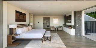 7080 Mulholland Dr Gallery 48