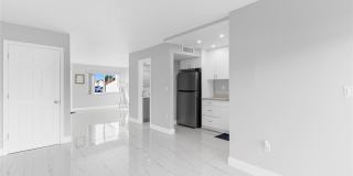 5925 SW 36th Ct Gallery 1