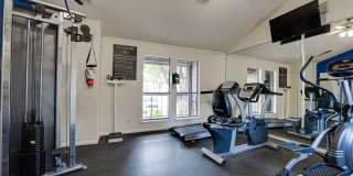 Woodland Hills Gallery 22