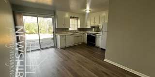 Charming 2-bedroom 1.5 Bathroom Gallery 6