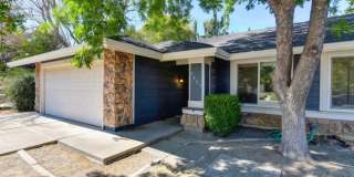 Adorable 3 bedroom 2 bath Available Now Gallery 1