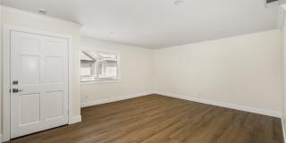 4032 Howard Gallery 7