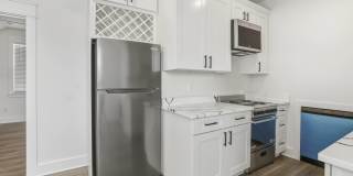 4056-1 Biltmore Avenue Gallery 11