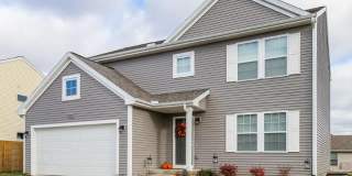 Stunning and spacious 4-bedroom, 2.5-bathroom rental property Gallery 1