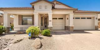Spacious Home with a Beautiful Backyard & Open Kitchen Gallery 1