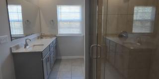 Beautiful Townhouse located in the McEwen Village! Gallery 11