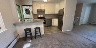 216 Manor E Gallery 4