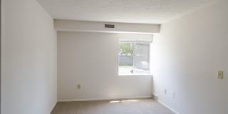 Hummingbird Pointe & The Gardens Gallery 17