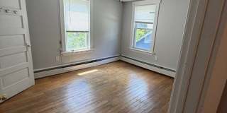 76 Heywood St Gallery 14