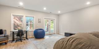 Beautiful Southern Village townhome - Furnished - Mid / Long Term lease options Gallery 35