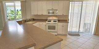 Annual Unfurnished 2 Bedroom 2 Bathroom with Bonus Room Villa located in Venetian Golf & Riverclub! Gallery 15
