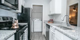 The Pointe at Preston Ridge Apartment Homes Gallery 8