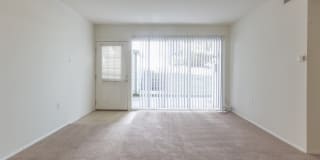 Oxford Hill Apartments Gallery 4