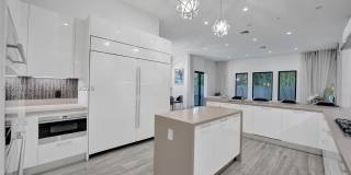 5742 Brookfield Cir E Gallery 6