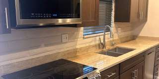 Beautiful and Pristine Condition - 3 bed 2 Bath - Close to Davis Monthan Air Force Base Gallery 6