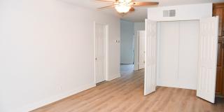 1271 Mosswood Gallery 26