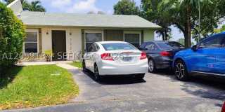 12220 SW 111th Ter Gallery 1