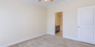 Arista Apartments Gallery 22