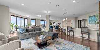 Harbor Hill Gallery 18