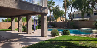 An Amazing NW Home! Over 3300 sq ft w/ pool & spa! Must see! Gallery 58