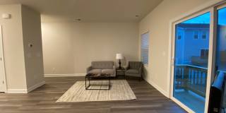 Room in 4 Bedroom Townhome at Memorial Pkwy Room in 4 Bedroom Townhome at Memorial Pkwy Gallery 7