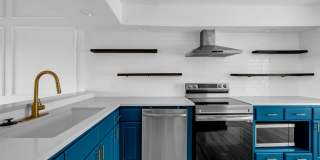 402 Hi Stirrup Unit E2 Gallery 1