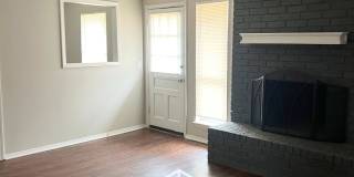 913 Royal Ln Gallery 4