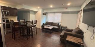 1609 Sydenham Gallery 1