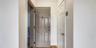 1812 W ABINGDON Drive Gallery 3