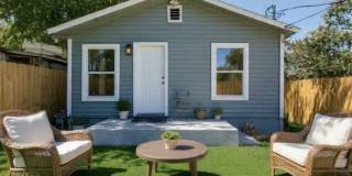 2017 Lyons Gallery 1