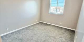 Gorgeous Desert Color Home with Internet Included! Gallery 20