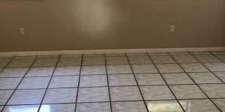 4 Bed 1 Bath Home | Pet Friendly | Washer Dryer Hook Ups | Section 8 Welcome Gallery 6