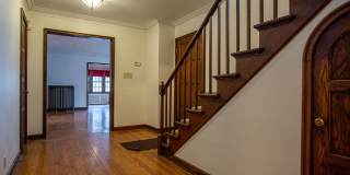 Gorgeous 5 Bedroom / 4.5 Bath Home located right off Happy Hollow Blvd! Gallery 4