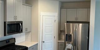 Desirable 3/2.5 Townhome Available Now! Gallery 9