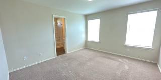 Amazing Corner Lot 3 Bed 2 Bath Home Gallery 9