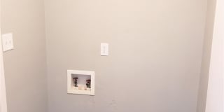 4906 6th Street Gallery 13