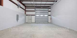 3945 Lee Street Gallery 12