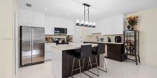 1330 NE 105th St Gallery 1