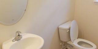 3 Bed End Unit Townhome in Prosperity Church Area Gallery 5