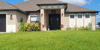 Charming 4BR House in Lehigh Acres Gallery 16