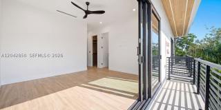 1314 NE 16th Ter Gallery 73