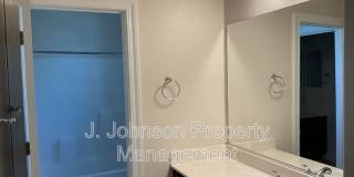 644 Albany St Gallery 7