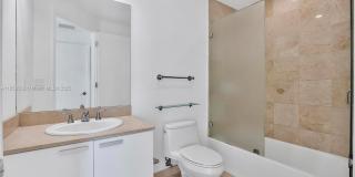 3131 NE 188th St Gallery 20